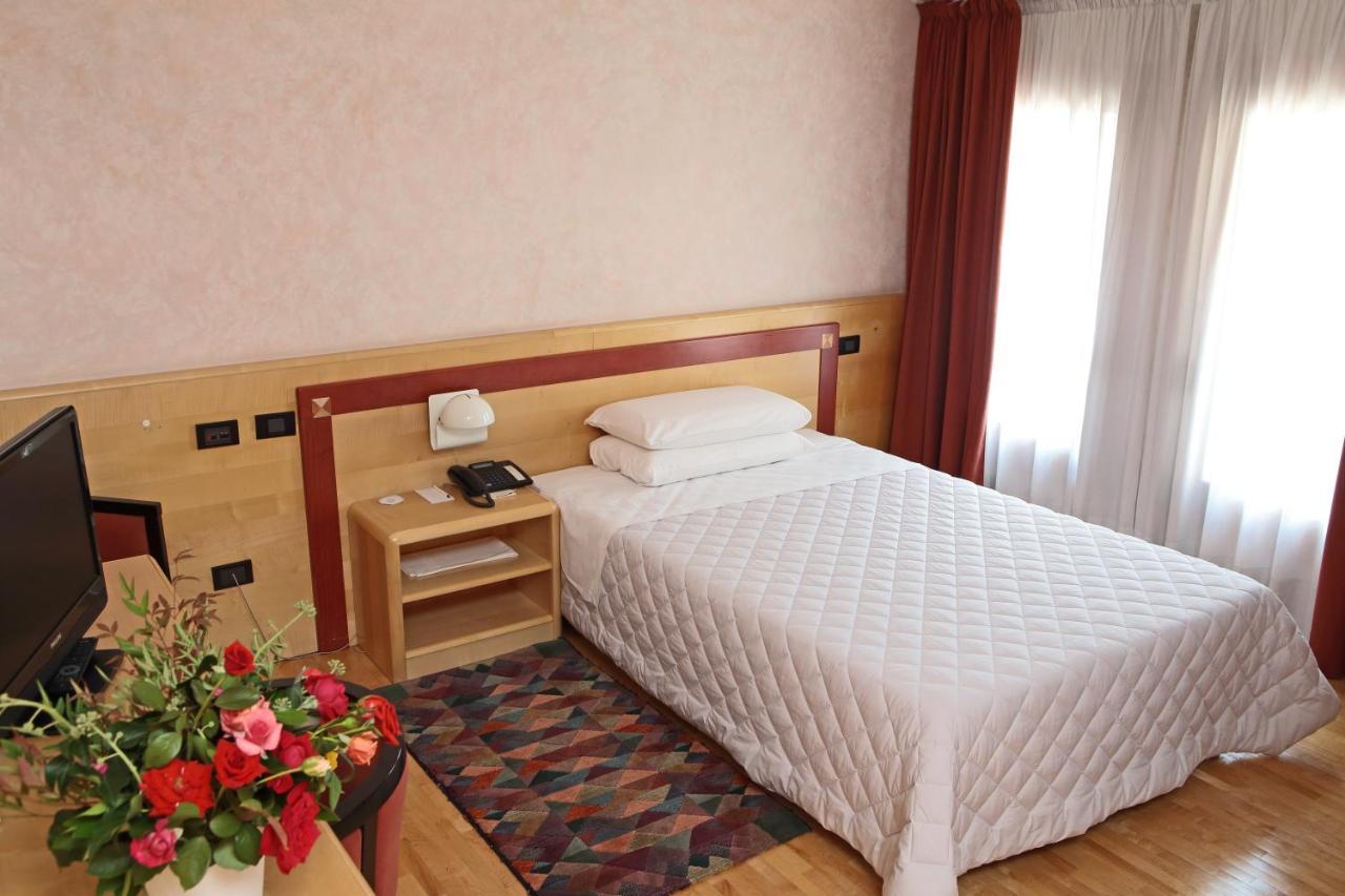 Hotel Conta Taste The Experience Пьеве-ди-Солиго Экстерьер фото